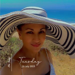 Meet your Posher, Elia